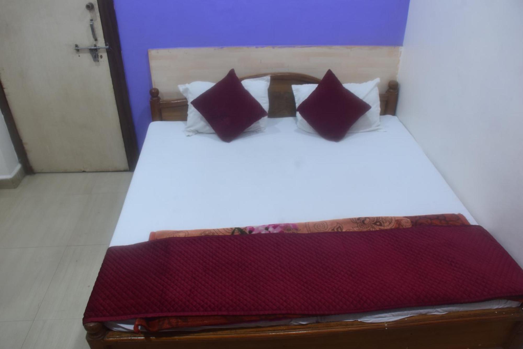 Hotel Thakur Ji 보팔 외부 사진