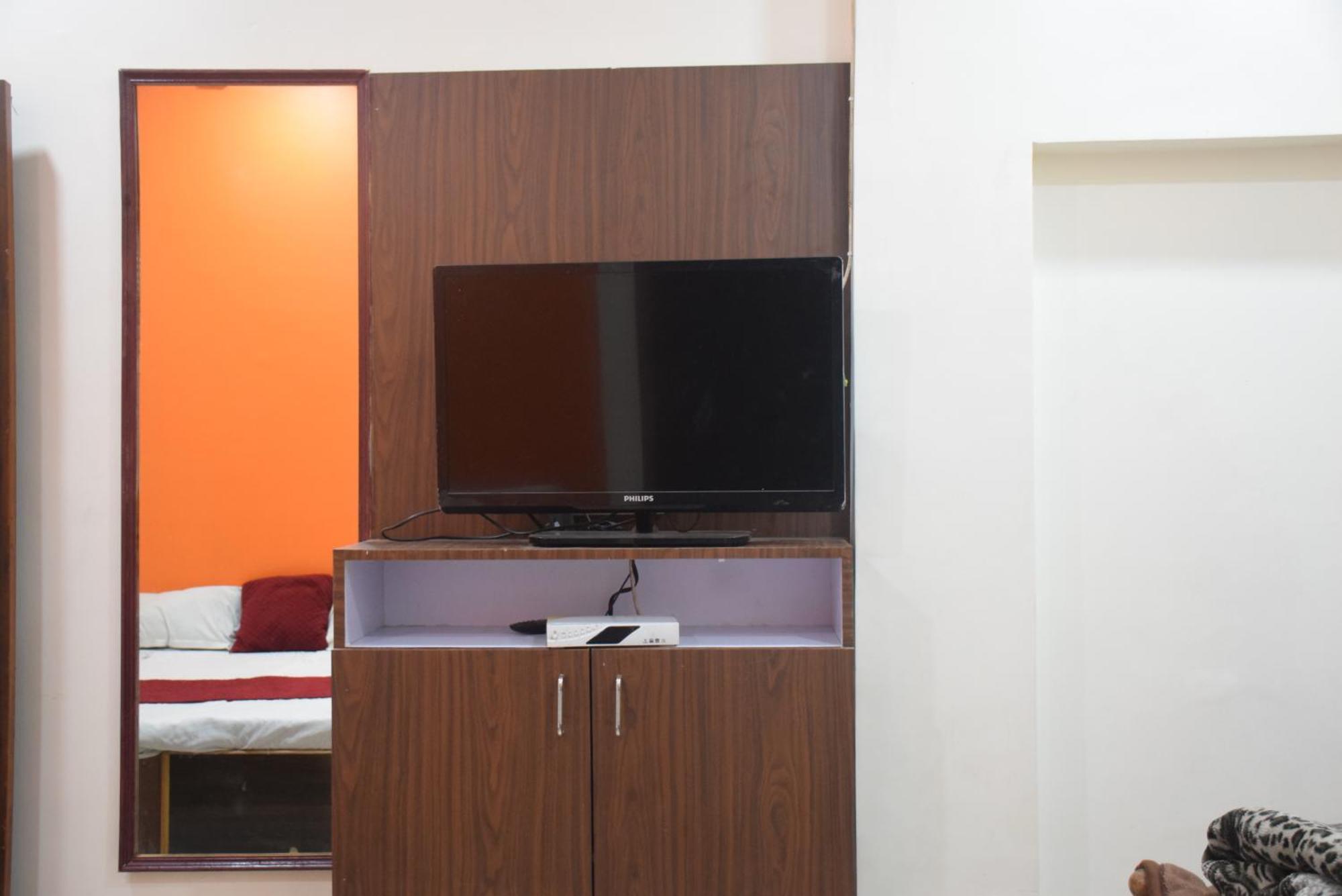 Hotel Thakur Ji 보팔 외부 사진