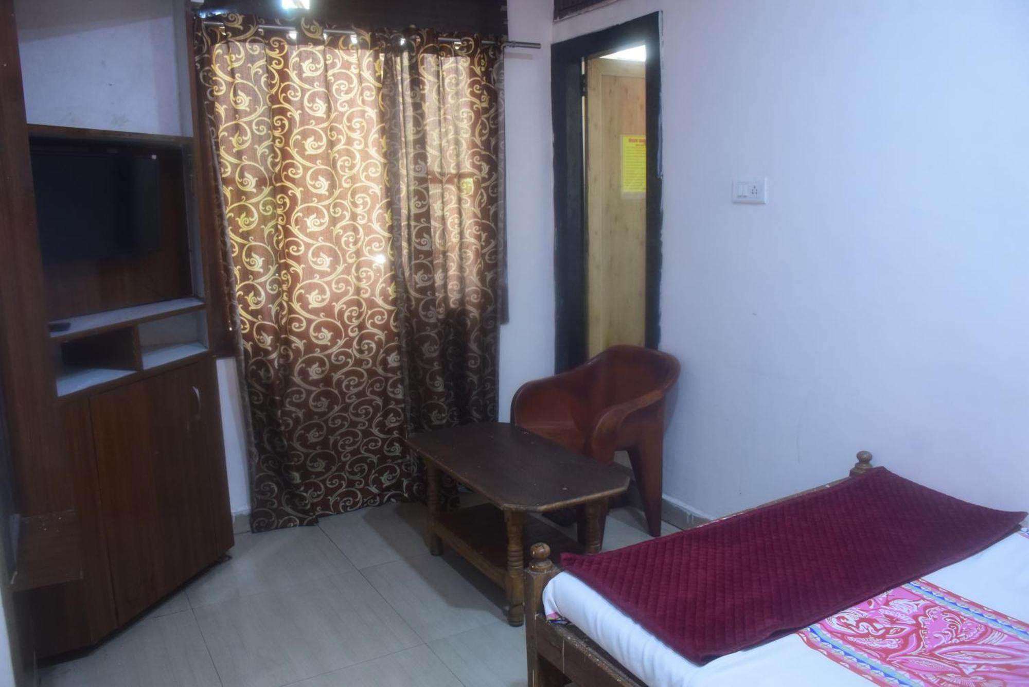 Hotel Thakur Ji 보팔 외부 사진