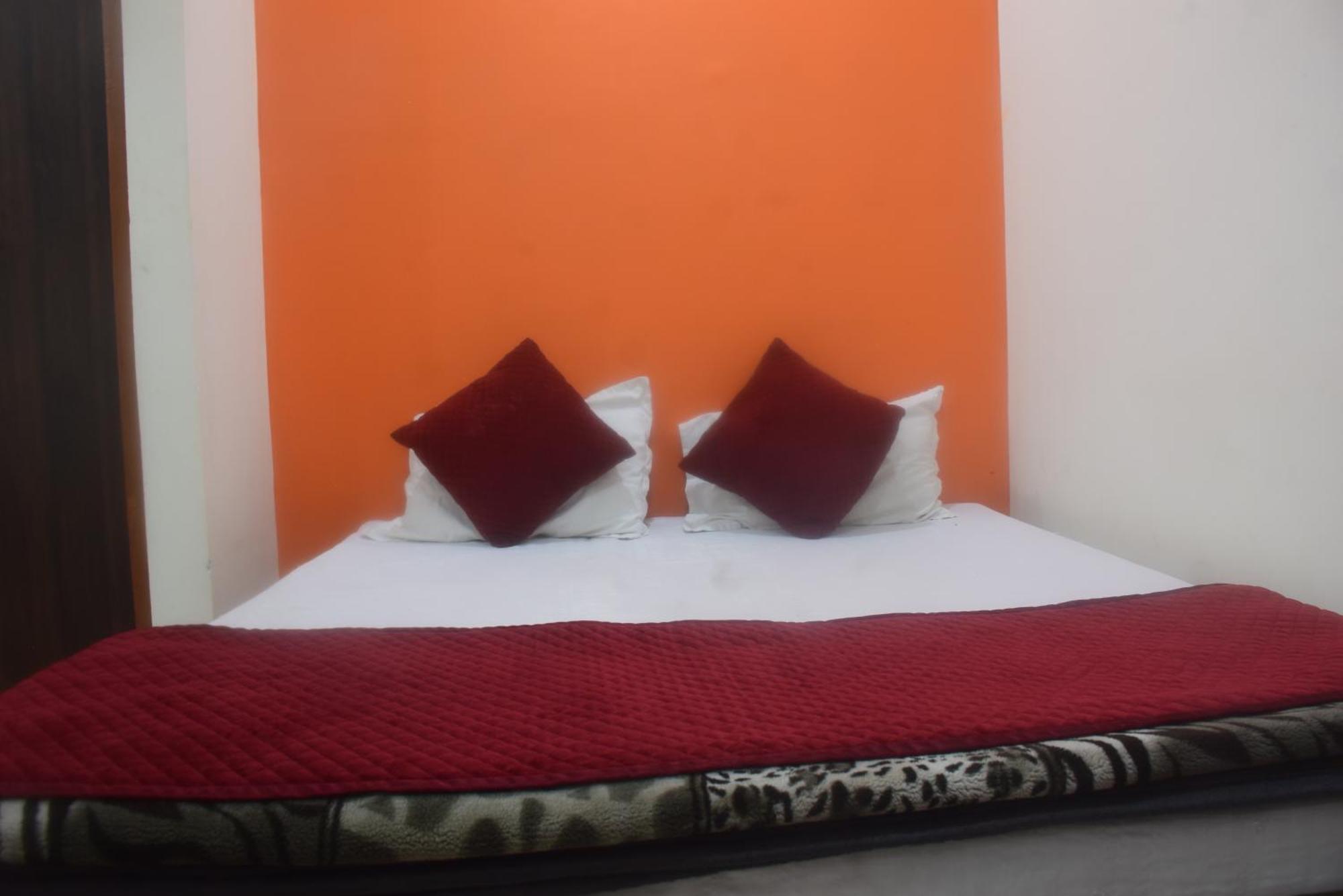 Hotel Thakur Ji 보팔 외부 사진