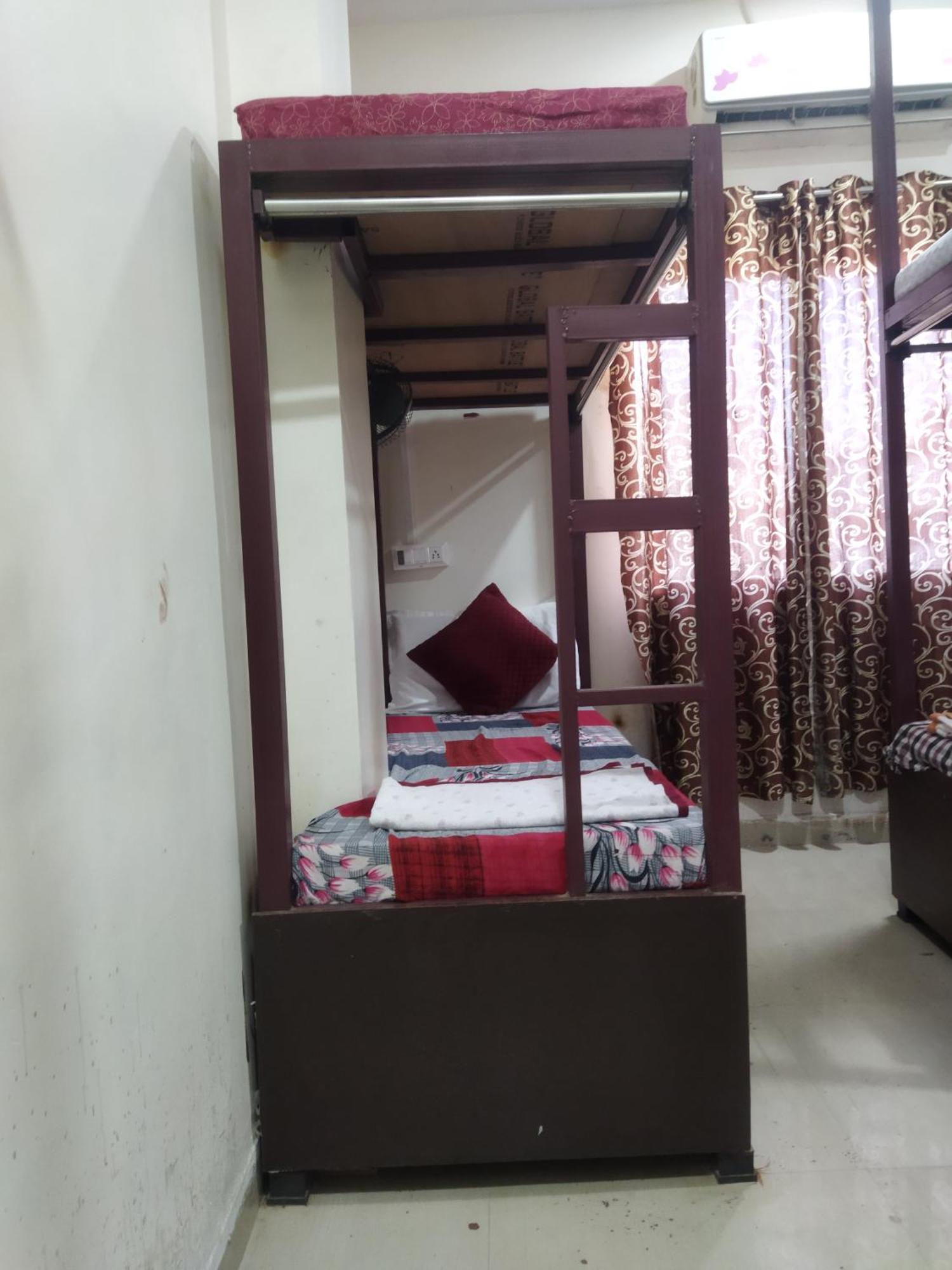 Hotel Thakur Ji 보팔 외부 사진