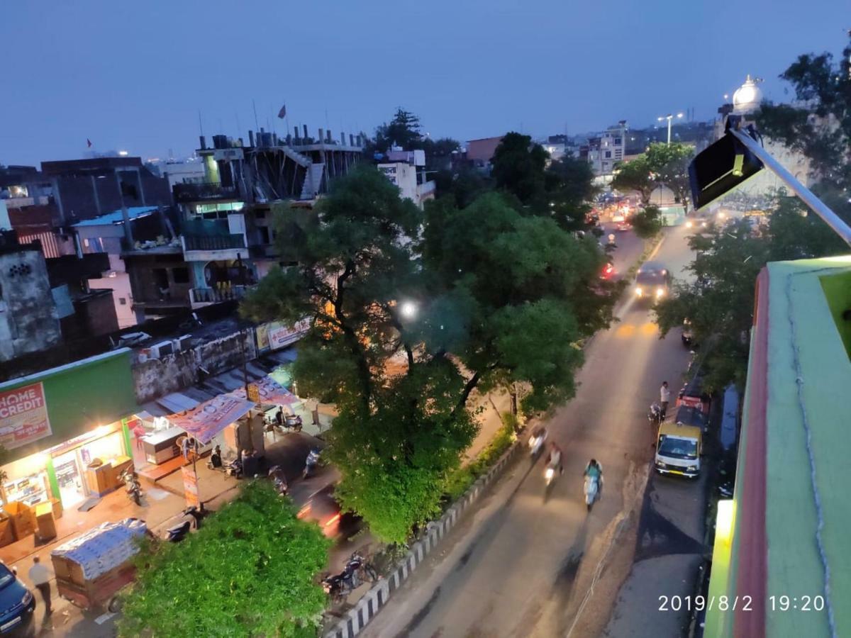 Hotel Thakur Ji 보팔 외부 사진