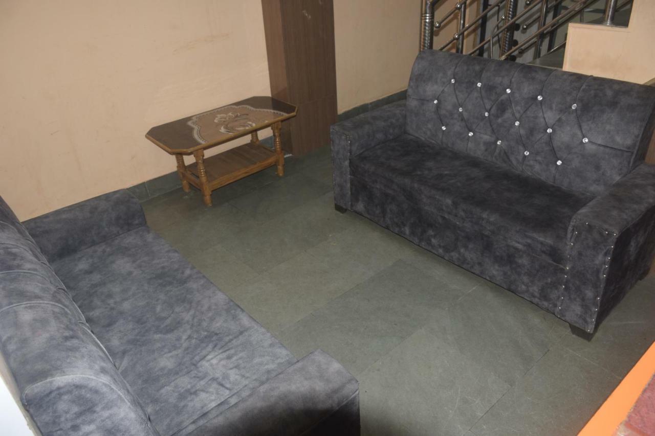 Hotel Thakur Ji 보팔 외부 사진