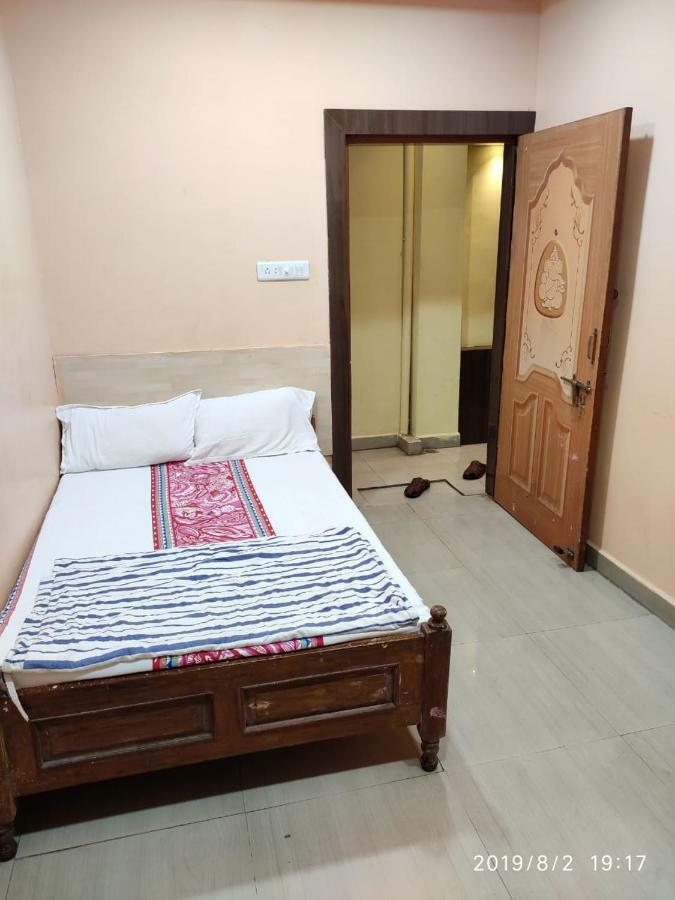 Hotel Thakur Ji 보팔 외부 사진